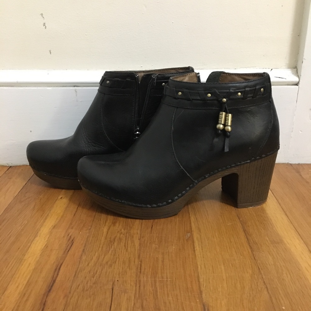 Chunky heel leather Dansko boots
